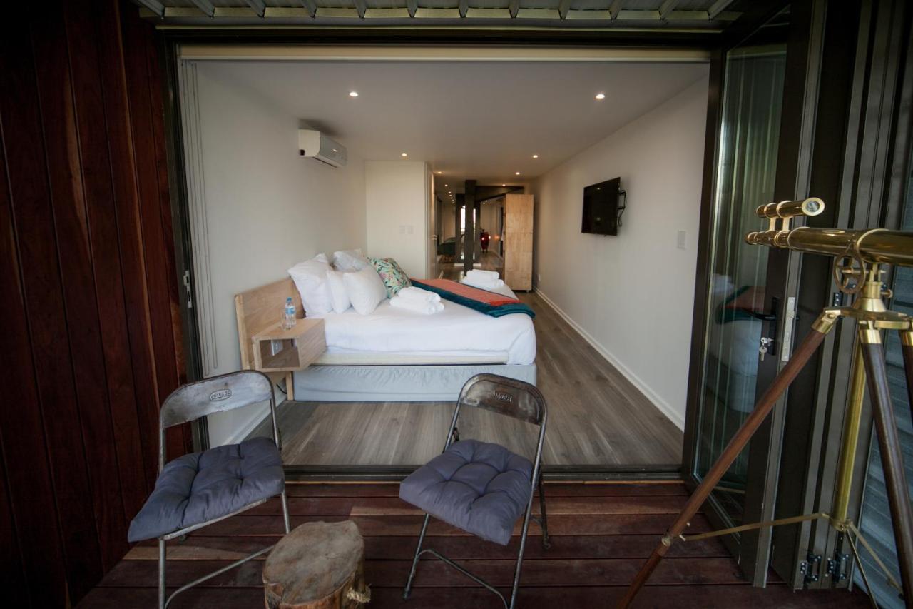 Mister C Bed & Breakfast Hartbeespoort Exterior photo